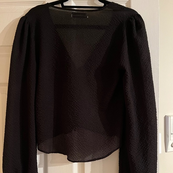 UO Cinnamon Tie-Front Balloon Sleeve Blouse - Picture 4 of 6